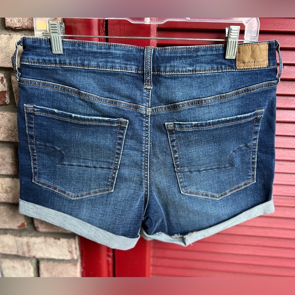 American Eagle Outfitters Super Stretch Midi Women's Blue Denim Shorts Size 12 - Picture 2 of 8